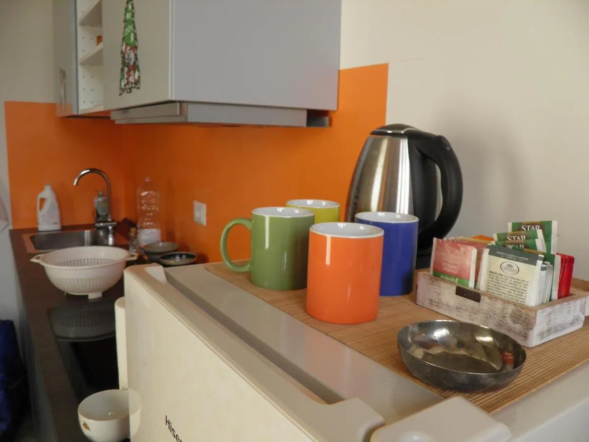 La Stanza Grande Della Luna D'Irene Naples Homestay