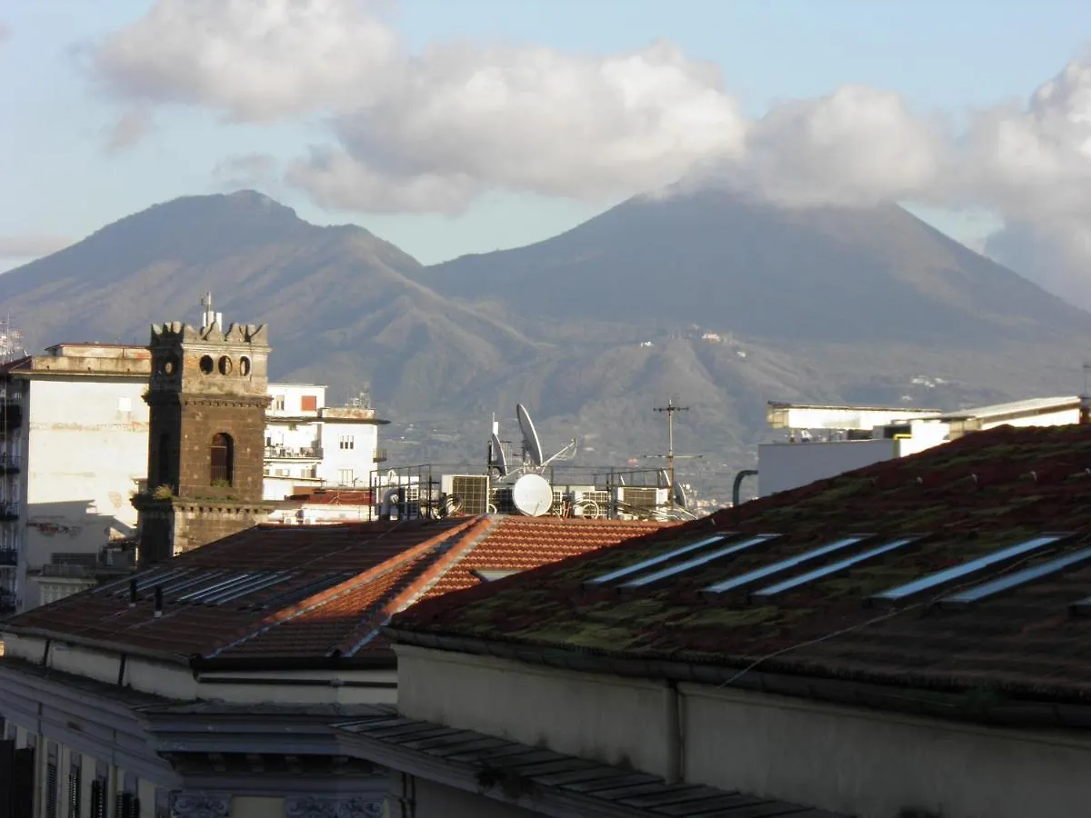 La Stanza Grande Della Luna D'Irene Naples